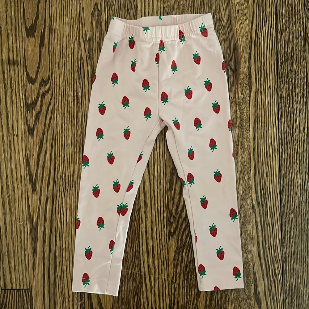 Hanna Andersson Strawberry Leggings